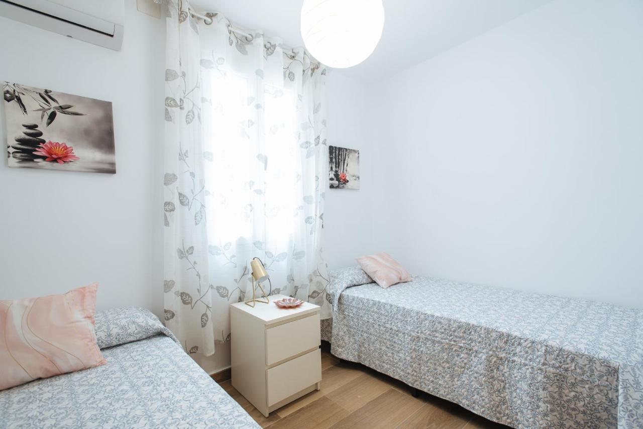 El Apartamento Del Reloj De Sol Siviglia Esterno foto