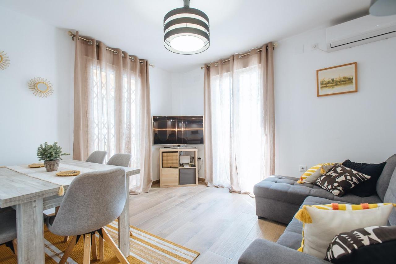 El Apartamento Del Reloj De Sol Siviglia Esterno foto