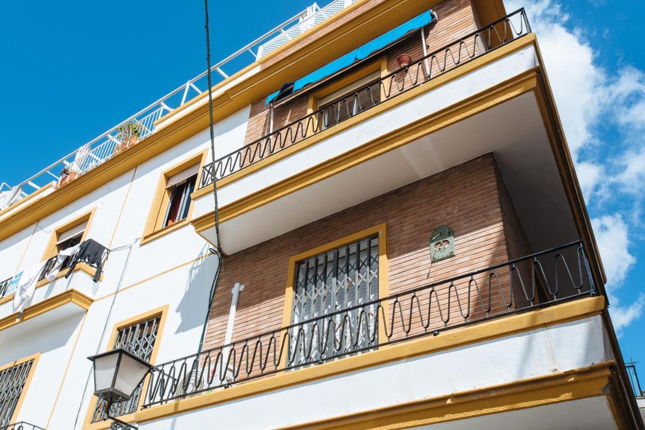 El Apartamento Del Reloj De Sol Siviglia Esterno foto